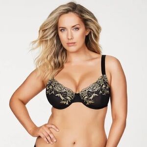 Frederick’s of Hollywood NWT Daphne Style #X20-2684 in‎ Black and gold. Size 42F